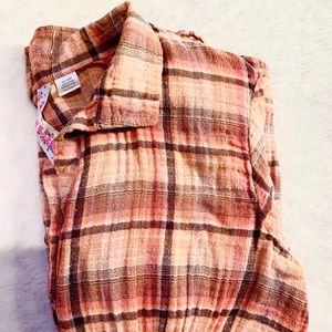 Button Up Plaid Half Sleeve